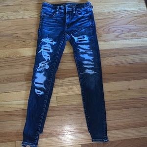 American eagle distressed skinny jeggings size 2 regular